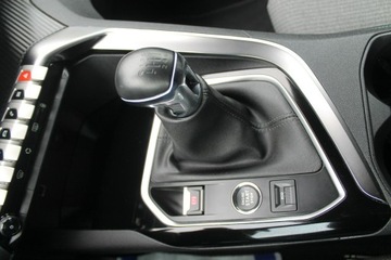 Peugeot 5008 II Crossover Facelifting 1.2 PureTech 130KM 2023 Peugeot 5008 ROK 2023 POJ 1,2 131 KM, zdjęcie 18