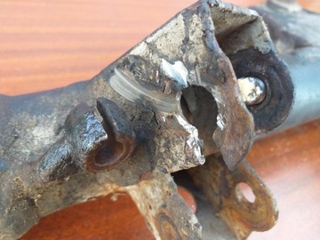 КОРПУС ОСИ КРЮК ОСИ KAWASAKI KLF 300 2X4