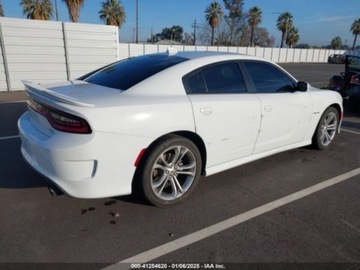 Dodge Charger VII 2022 Dodge Charger rt, 2022r., 5.7L 5.7 Benzyna 372KM, zdjęcie 2