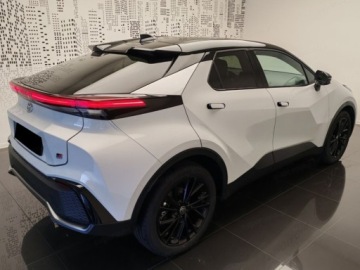 Toyota C-HR II SUV 1.8 Hybrid 140KM 2026 Od ręki - GR Sport 1.8 Hybrid Dynamic Force 140KM | Kamera 360!, zdjęcie 3