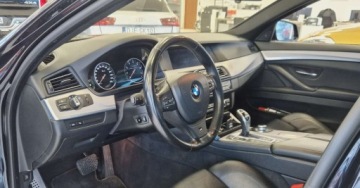 BMW Seria 5 F10-F11 Limuzyna 550i 407KM 2013 BMW Seria 5 550i Salon PL x-drive 408KM Aktywny wydech F10 4.4 Benzyna, zdjęcie 13