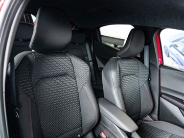 Renault Clio V 2026 Od ręki - Techno 1.2 TCe 115KM / Pakiet Winter, Safety, zdjęcie 4