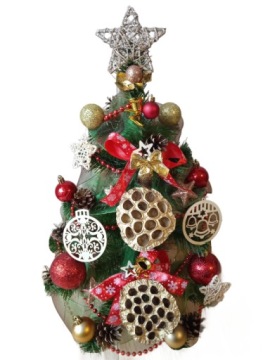 Маленькая рождественская елка с украшениями и огнями 80 см