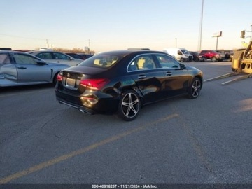 Mercedes Klasa A W177/V177 2019 Mercedes-Benz Klasa A 2019r., 2.0l, od ubezpieczalni 2.0 Benzyna 188KM, zdjęcie 6