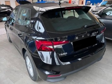 Skoda Fabia IV 2026 SKODA Fabia Drive 1.0 TSI DSG Hatchback 115KM 2026, zdjęcie 5