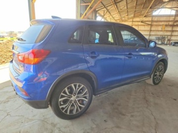 Mitsubishi Outlander III 2019 Mitsubishi Outlander Sport Es 2019 2.0 Benzyna 148KM, zdjęcie 3