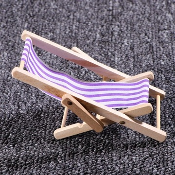 Пляжный шезлонг. Складной столик для кукол.