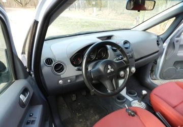 Mitsubishi Colt VI Hatchback 1.3 i 16V 95KM 2004 Mitsubishi Colt Benzyna 1.3 KLIMA 5drzwi SERWISOWANY Tani niezawodny Zarej, zdjęcie 13