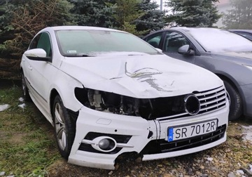 Volkswagen CC 2.0 TDI BlueMotion Technology 150KM 2016 Volkswagen CC 2016r, 2.0 TDI. Uszkodzony przod. 2.0 Diesel 150KM, zdjęcie 1