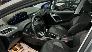 Peugeot 3008 I Crossover 1.6 HDi FAP 115KM 2013 Peugeot 3008 Panorama dach Nawigacja 1.6 Diesel 115KM, zdjęcie 28