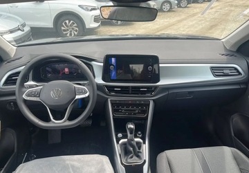 Volkswagen T-Roc I SUV Facelifting 1.5 TSI ACT 150KM 2025 Volkswagen T-Roc LIFE PLUS Dostepny od reki 1.5 Benzyna 150KM, zdjęcie 9