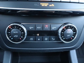 Mercedes GLS X166 Off-Tourer 4.7 500 455KM 2017 Mercedes GLS GLS 500 4MATIC, Salon Polska, zdjęcie 18