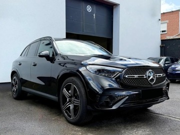 Mercedes GLC C254/X254 Coupe 2.0 200 204KM 2025 MERCEDES-BENZ GLC 200 4-Matic AMG Line 2.0 (204KM) 2025, zdjęcie 1