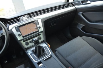 Volkswagen Passat B8 Variant 1.6 TDI BlueMotion SCR 120KM 2016 SUPER 1.6TDI 120KM SERWIS LED VIRTUAL PANORAMA KAMERA GRZ.FOTELE+KIEROWNICA, zdjęcie 29