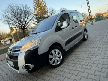 Citroen Berlingo I 1.6 16V 109KM 2009 Citroen Berlingo II 1.6B 2009e 109KM Klima Stary