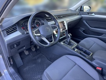 Volkswagen Passat B8 Variant Facelifting 2.0 TDI SCR 150KM 2022 Volkswagen Passat B8 2.0 TDI EVO Essence 2.0 TDI 1, zdjęcie 9