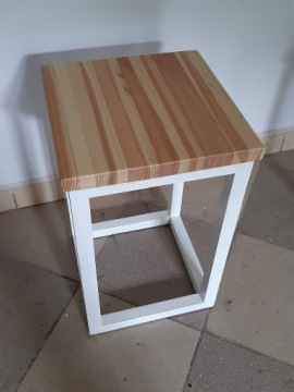 Комплект KONSOLA стол 70x30 высота 85 + 2x табурета 30x30x47