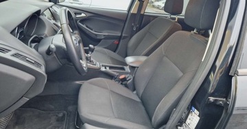 Ford Focus III Sedan Facelifting 1.0 EcoBoost 125KM 2015 Ford Focus 1.0 Ecoboost 125KM Salon PL LEDY Benzyna 125KM, zdjęcie 16