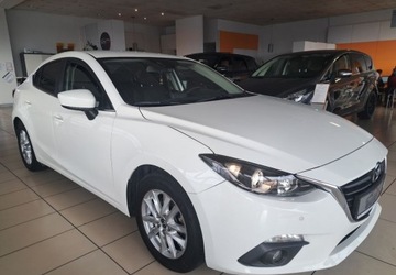 Mazda 3 III Sedan 2.0 SKYACTIV-G 120KM 2015 Mazda 3 2.0 SKYACTIV-G 120KM-Krajowa,I rej.2016,Czujniki park.Niski przebi, zdjęcie 2