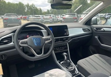 Volkswagen T-Roc I SUV Facelifting 1.5 TSI ACT 150KM 2025 Volkswagen T-Roc LIFE PLUS Dostepny od reki 1.5 Benzyna 150KM, zdjęcie 9