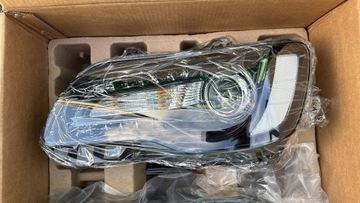 CHRYSLER 300 300C 300S 2011-2023 SVĚTLO SVĚTLA ČERNÉ Z LED DRL LEVÝ + PRAVÁ