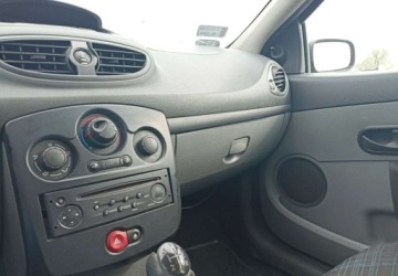 Renault Clio III Hatchback 5d 1.5 dCi 68KM 2006 Renault Clio Renault Clio 1.5 Diesel 68KM, zdjęcie 10