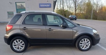 Fiat Sedici 1.6 16v 120KM 2011 Fiat Sedici Fiat Sedici 1.6 16V 4x2 Dynamic 1.6 Benzyna 120KM, zdjęcie 7