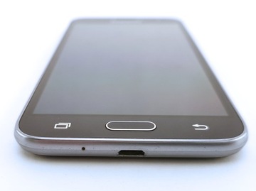 DEFEKT Samsung Galaxy J3 (2016)