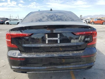 Volvo S60 III 2024 Volvo S60 Core 2024 2.0l 2.0 Benzyna 247KM, zdjęcie 2