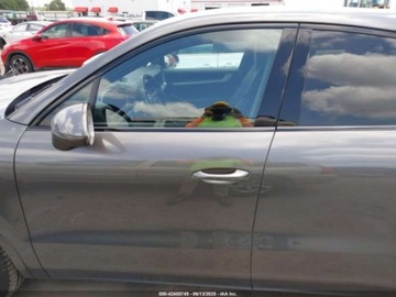 Porsche Cayenne III 2024 Porsche Cayenne Coupe 2024 3.0l 3.0 Benzyna 348KM, zdjęcie 2