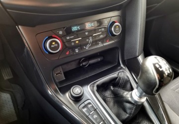 Ford Focus III Kombi Facelifting 1.5 EcoBoost 150KM 2018 Ford Focus 1,5 Benzyna 150KM Xenon Navi Kamera Led Serwis 1.5 Benzyna, zdjęcie 35