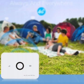 4G роутер с розеткой