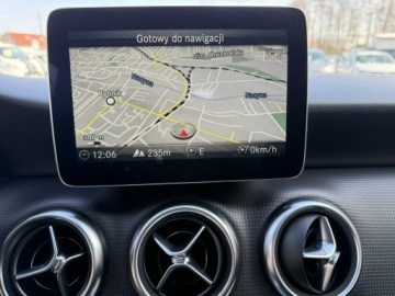 Mercedes Klasa A W176 Hatchback 5d Facelifting 200 156KM 2017 Mercedes A 200 AUTOMAT. ASYSTENT. 1.6 BEN., zdjęcie 25