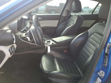 Alfa Romeo Giulia II Sedan 2.0 TBi 280KM 2018 Alfa Romeo Giulia Ti Q4 2018 2.0l 2.0 Benzyna 280KM, zdjęcie 7