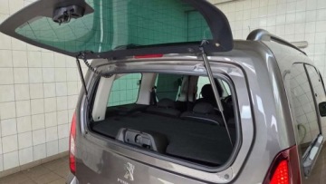 Peugeot Partner II Tepee Facelifting 2015 1.6 BlueHDi 100KM 2017 Peugeot Partner 1,6 HDI 100 KM, Tylko 153 Tys.km, 100 Bezwypadkowy, Gwaran, zdjęcie 23