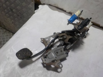 FORD FIESTA MK7 2009R. 1.4 TDCI PEDAŁ HAMULCA