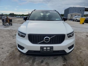 Volvo XC40 2022 Volvo XC 40 T5 R-Design 2022 2.0l 2.0 Benzyna 248KM, zdjęcie 5