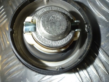MERCEDES-BENZ OE A2204700705 ZÁCPA  PLNĚNÍ