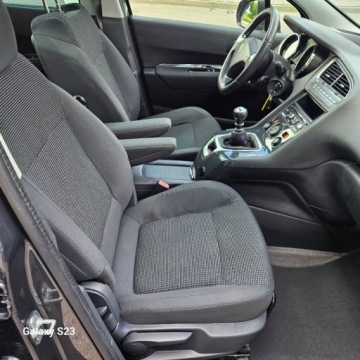 Peugeot 5008 I Minivan Facelifting 1.6 THP 156KM 2015 Peugeot 5008 Aluminiowe Felgi Czujniki ParkowaniaNawigacjaGwarancja Vip, zdjęcie 30
