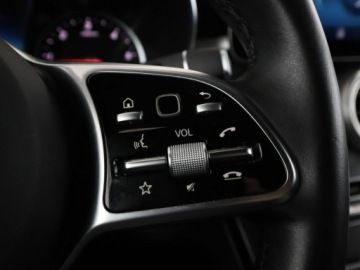 Mercedes GLC C253 SUV Facelifting 2.0 220d 194KM 2020 Mercedes GLC 220 4x4 automat navi kamery full LED, zdjęcie 31