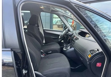 Citroen C4 Picasso I 1.6 VTi 120KM 2011 Citroen C4 Picasso Citroen C4 Picasso 1.6 VTi Attraction 1.6 Benzyna, zdjęcie 6