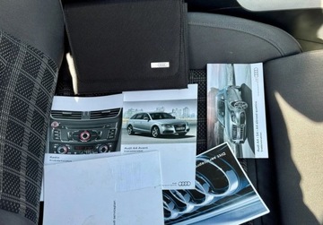 Audi A4 B8 Limousine 2.0 TDIe 136KM 2011 Audi A4 Avant 2.0 TDI S-line DPF 2.0 Diesel 136KM, zdjęcie 35
