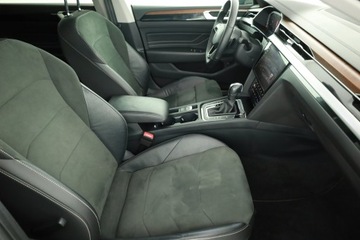 Volkswagen Arteon Fastback Facelifting 2.0 TSI 190KM 2021 VW Arteon 2.0 TSI, Salon Polska, Serwis ASO, zdjęcie 6