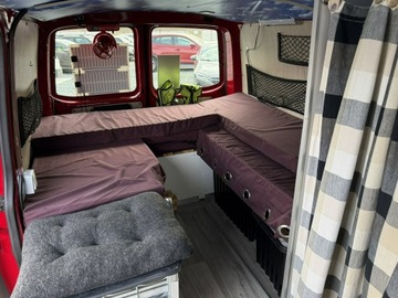 Volkswagen Caravelle T5 Caravelle Facelifting długi rozstaw osi 2.0 TDI 102KM 2010 Volkswagen Transporter VW T5 Kamper 2.0 TDI KLIMA, zdjęcie 13