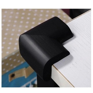 ЗАЩИТА УГЛОВ ЧЕРНАЯ ПЕНА 1 ШТ.