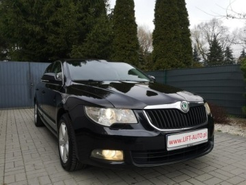 Skoda Superb II Sedan 1.9 TDI PD 105KM 2008 Škoda Superb Skoda Superb 1,9 TDI 105 KM Klimatr, zdjęcie 2