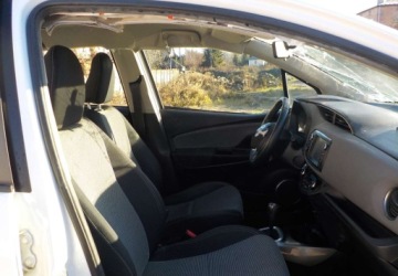 Toyota Yaris III 2016 Toyota Yaris Okazja 1.5 Hybryda 75KM, zdjęcie 20