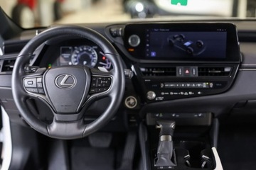 Lexus ES VII (XV70) Sedan Facelifting 300h 218KM 2023 Lexus ES 300h F Sport Design 2.5 Hybryda 218KM, zdjęcie 18