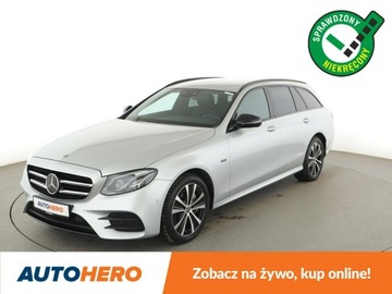 Mercedes Klasa E W213 Kombi 2.0 300de 316KM 2020 Mercedes E 200 PHEV full LED navi skóra/alcantara