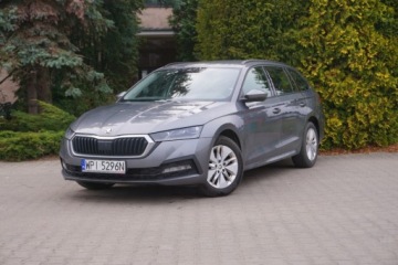 Skoda Octavia IV Liftback 1.0 TSI EVO 110KM 2022 Skoda Octavia DSG, e-Tec, Swiatla LED,Polski salon Bezwypadek,Kamera, Temp